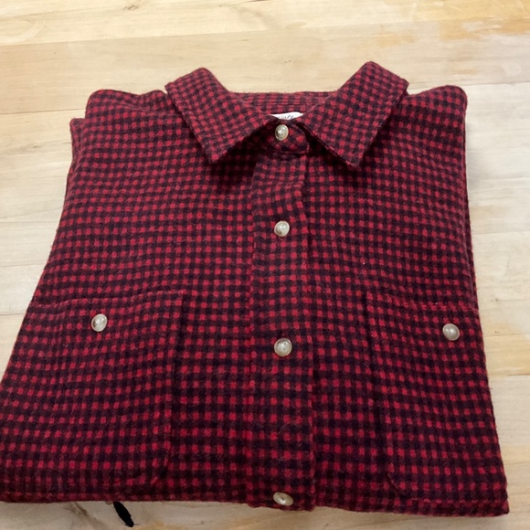 FAHERTY LEGEND SHIRT/ SWEATER/NWOT THIS IS LISTED LOW - Picture 8 of 10